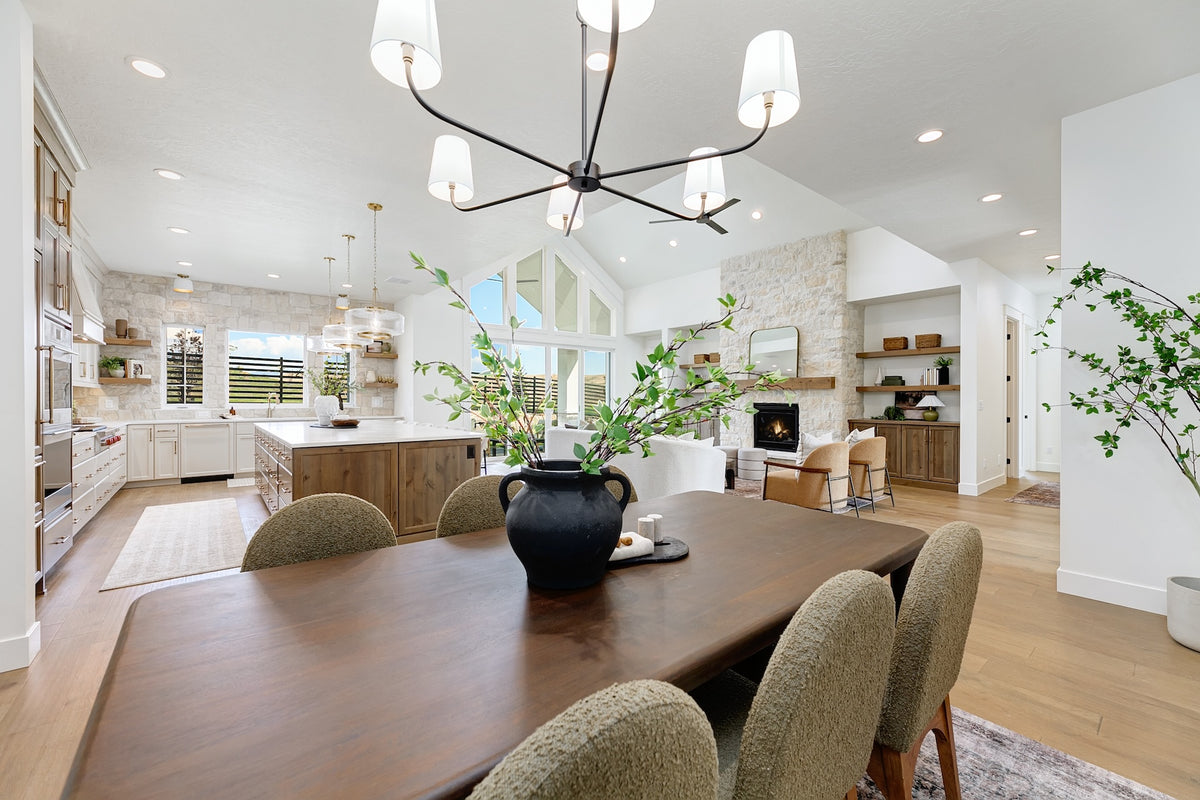 Highland Homes upscale home with large great room and fireplace in Valnova, Eagle, ID